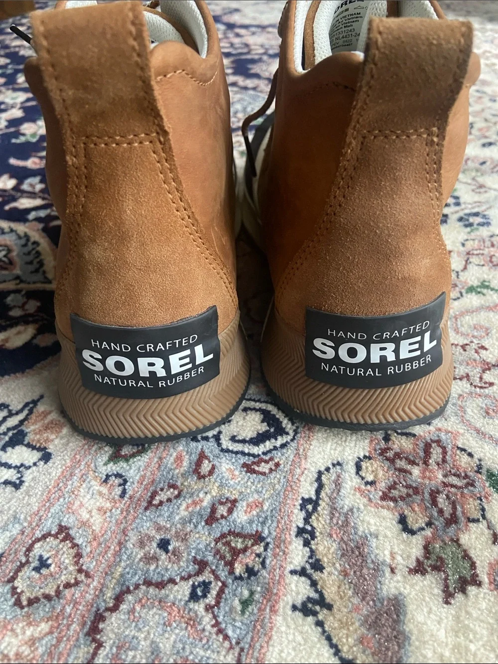Sorel Out N About III Waterproof Duck Boot Women's Size 7.5 Taffy and Black